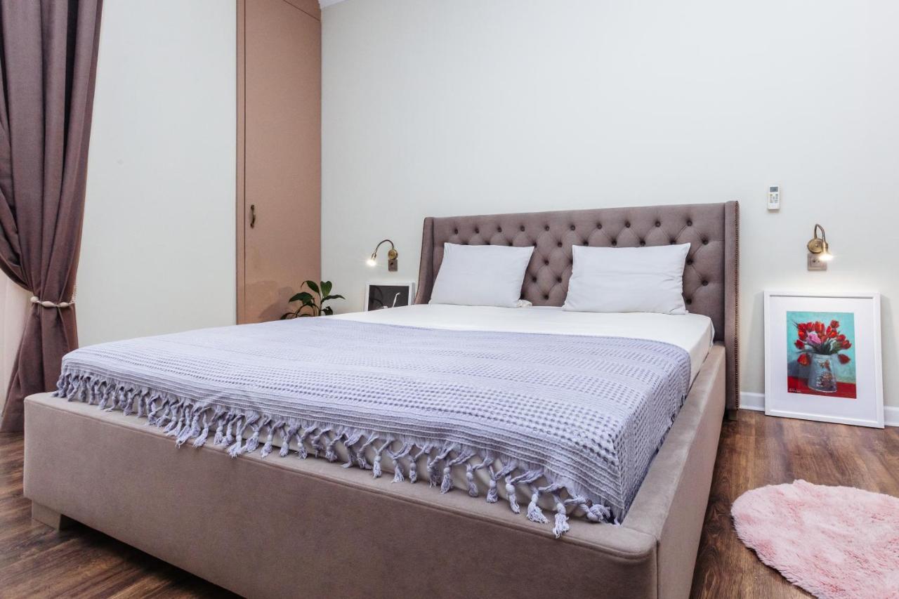 Просторные Апартаменты Класса Люкс Sochumi Exterior foto